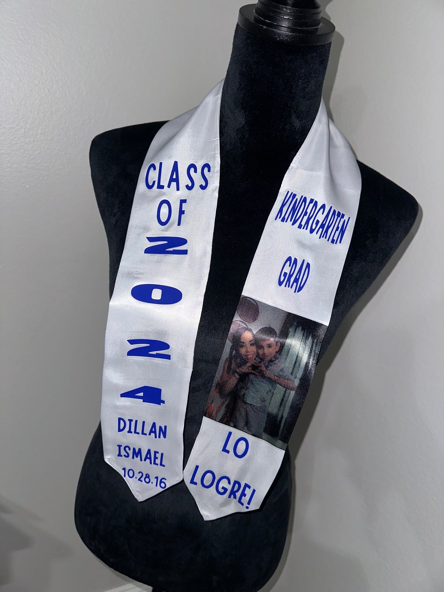Custom graduation stole