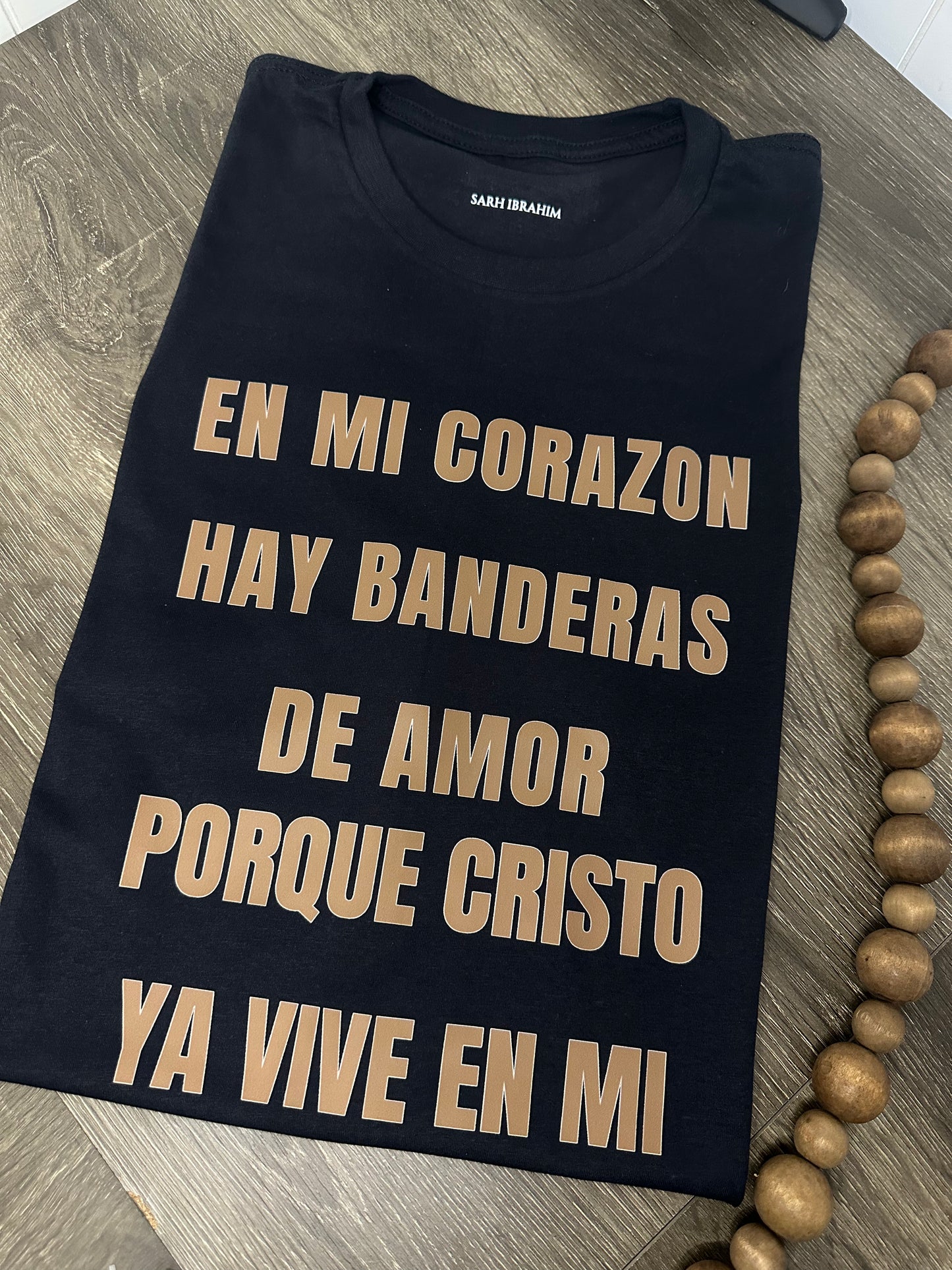 Banderas de amor tee